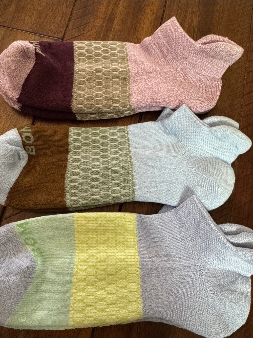 Bombas Comfort Blend Colorblock Ankle Socks - Pink, Light Blue & Lavender
